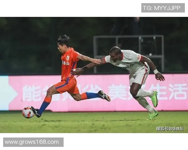 深圳羽毛球队边路渗透战术深度解析与实战应用探讨